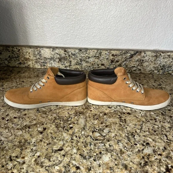 Timberland Earthkeepers Women’s Bria Sneaker Chukka Boots - Picture 2 of 4